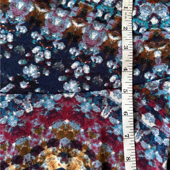 Boho Floral Midi Skirt. Size Small with an Elastic Waist. Excellent Condition! - Picture 6 of 8